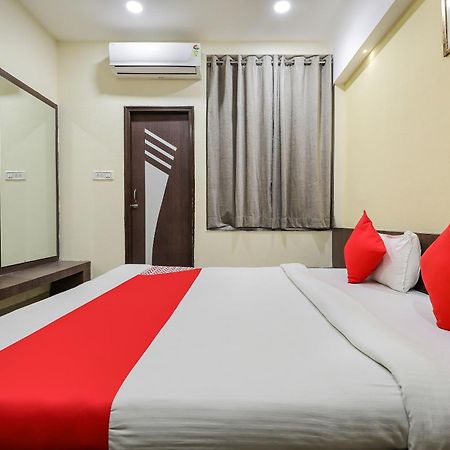 Oyo Hotel Relax Indore Exterior photo
