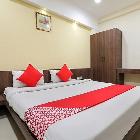 Oyo Hotel Relax Indore Exterior photo