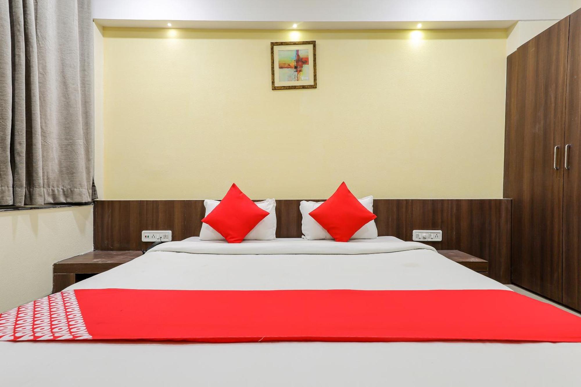 Oyo Hotel Relax Indore Exterior photo