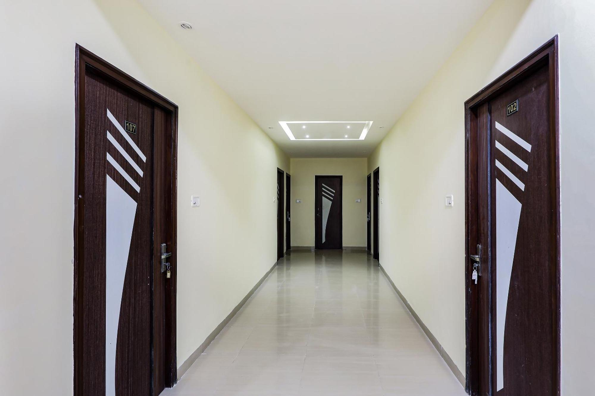 Oyo Hotel Relax Indore Exterior photo