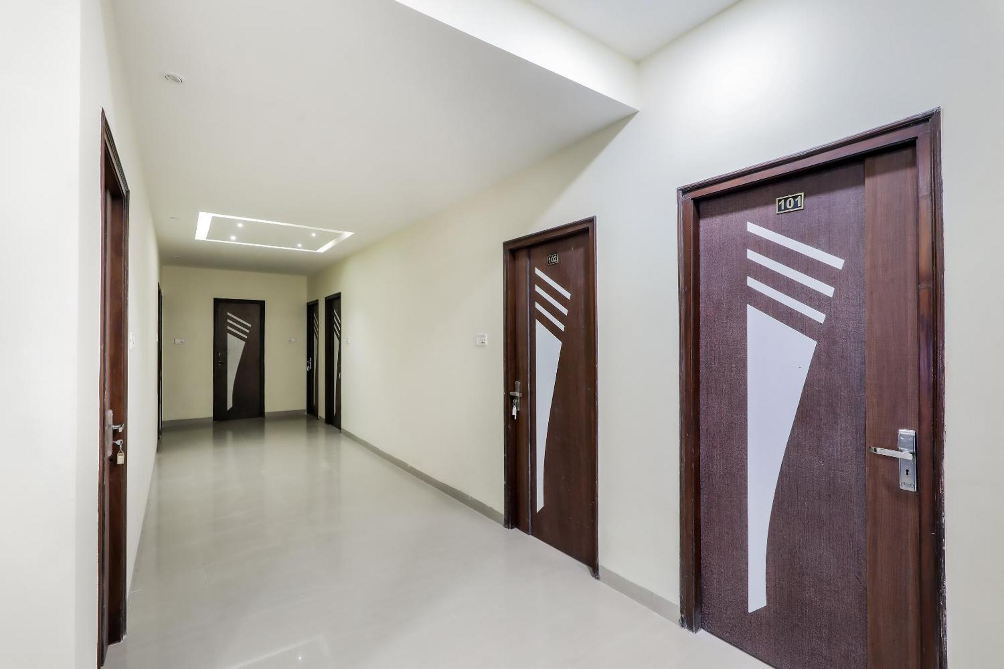 Oyo Hotel Relax Indore Exterior photo