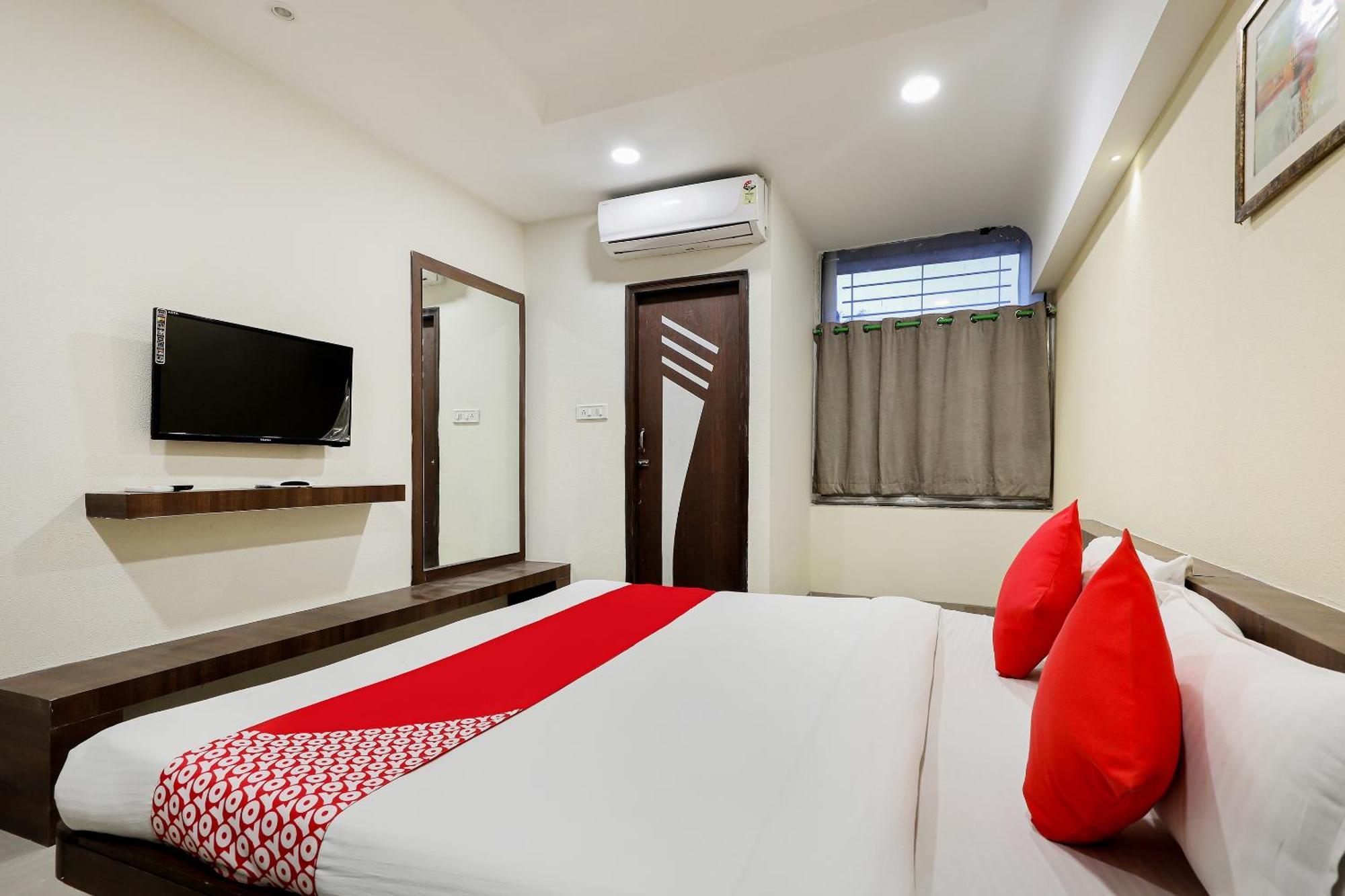 Oyo Hotel Relax Indore Exterior photo
