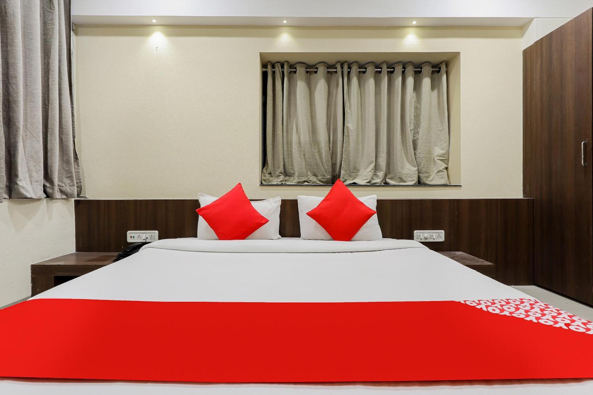 Oyo Hotel Relax Indore Exterior photo